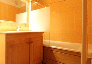 Wifi, 10m from ski slopes, 2nd floor, balcony, parking, tv, ski locker, 40m², Val Cenis