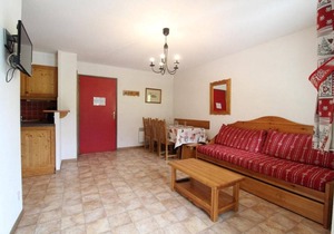 Wifi, 10m from ski slopes, 2nd floor, balcony, parking, tv, ski locker, 40m², Val Cenis