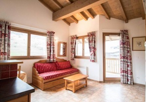 Wifi, 10m from ski slopes, 2nd floor, balcony, parking, tv, ski locker, 41m², Val Cenis