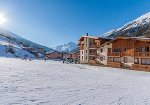 Wifi, 200m from ski slopes, fitness, balcony, parking, tv, ski locker, 60m², Val Cenis