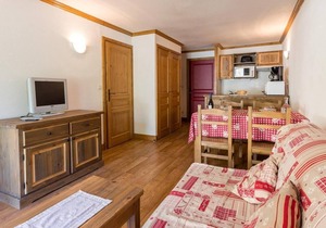 Wifi, 200m from resort center, fitness, balcony, tv, ski locker, 60m², Bessans