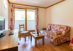 Wifi, 200m from resort center, fitness, balcony, tv, ski locker, 60m², Bessans