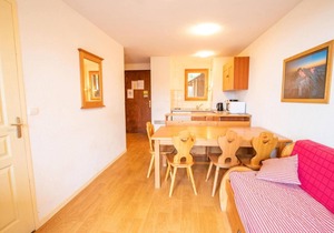 Wifi, 200m from ski slopes, 1st floor, view mountain, balcony, tv, ski locker, 36m², Valfréjus