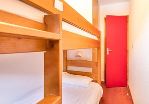 Wifi, 300m from resort center, swimming pool, sauna, tv, ski locker, 43m², Valfréjus