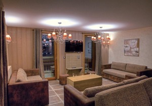 Wifi, 300m from resort center, fitness, swimming pool, balcony, parking, tv, ski locker, 70m²