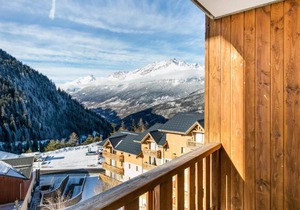 Wifi, 300m from resort center, swimming pool, sauna, tv, ski locker, 32-36m², Valfréjus
