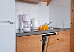 Wifi, 300m from ski slopes, Ground floor, fitness, swimming pool, sauna, terrace, balcony, parking