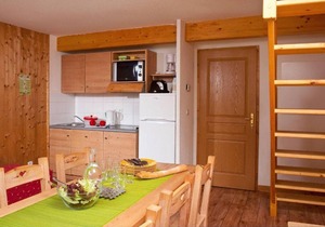 Wifi, 300m from ski slopes, Ground floor, fitness, swimming pool, sauna, terrace, balcony, parking