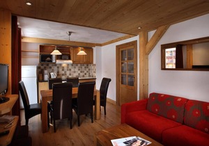 Wifi, 50m from resort center, fitness, swimming pool, sauna, hammam, balcony, parking, tv