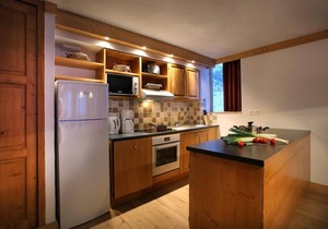Wifi, 50m from resort center, fitness, swimming pool, sauna, hammam, balcony, parking, tv