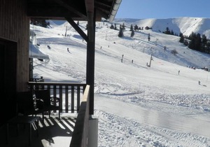 Wifi, ski-in/ski-out & foot of the slopes, terrace, parking, tv, ski locker, 23m², Chabanon-Selonnet