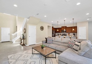 Windsor at Westside 290 - 5* villa with themed bedrooms and private pool near Disney