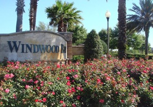 Windwood Bay/SH5861 in Davenport
