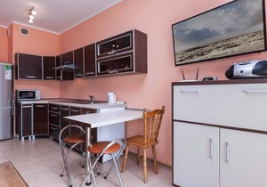 Wojska Polskiego 8C | Dark Pink Studio | Center