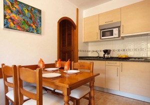 Wonderful Apartment “Pinos Altos T2” with Pool, Wi-Fi, Balcony & Terrace