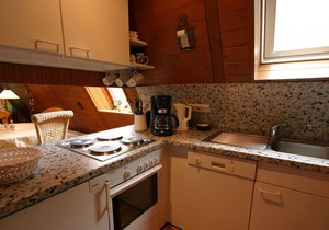 Wooden chalet with oven, in Oberharz near a lake