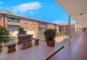 Woodmead Executive apartment