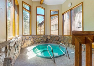 Woods Manor 101A