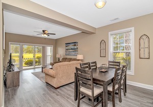 World Tour 3 Bedroom Condo/Pool with Grilling Area