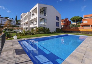 X-3 CALELLA DE PALAFRUGELL 6 PaX