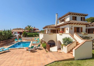 Xoric 5 bedroom villa, Cala'n Bosch