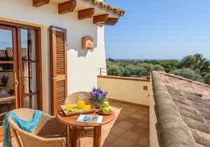 Xoric 5 bedroom villa, Cala'n Bosch