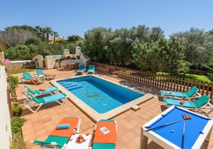 Xoric 5 bedroom villa, Cala'n Bosch
