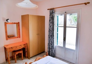 Yiannis Apartment 3 Agios Georgios Pagoi Corfu