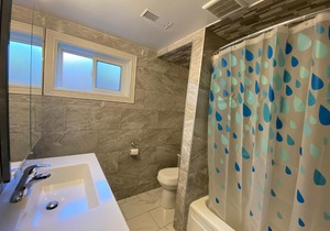 Yonge and Finch Subway !SS Spacious & Quiet Private Bdr with Shared Bathroom