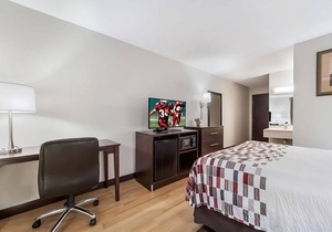 You Found It! Budget-friendly & Pet-friendly Property, Onsite Pool, FREE Parking
