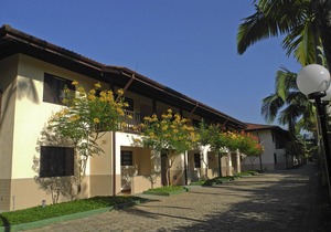 Your home in Ubatuba 400 meters from P. Tenorio closed condominium security 24