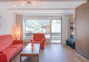 Your rustic apartment Amici invites you to relax and stay in a cozy atmosphere. The apartment house