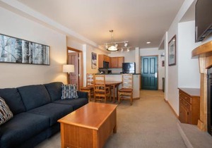 Zephyr Mountain Lodge Condo with views of Arapahoe National Forest condo