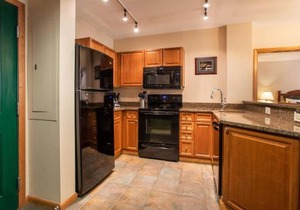 Zephyr Mountain Lodge Value-Rated 2202