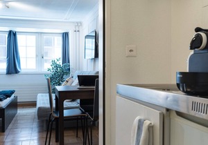ZH Doerfli 1 - HITrental Apartment