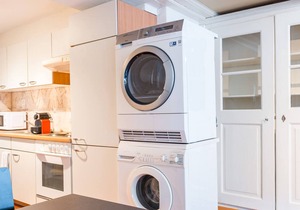 ZH Doerfli 3 - HITrental Apartment