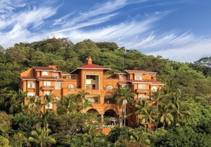 Zihuatanejo Resort Hotel