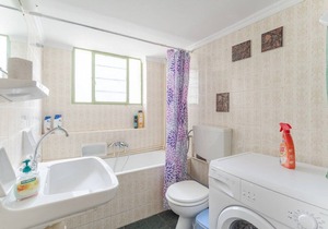 Zoumperi beach house