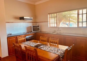 Zwavelpoort Guesthouse