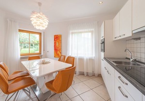 "Zwerger Parterre" vacation apartment with garden terrace, pool and large sunbathing lawn