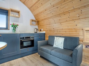 Accommodation Bus | Carlton-in-Cleveland