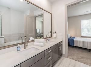 Br Hosted | Preston Hollow
