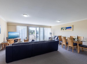 Magnus Street Lift Aircon | Nelson Bay