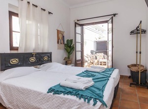 J Casa Farol | Lagos City Center
