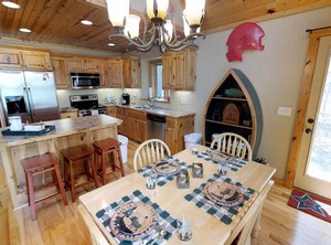 Lakefront Hideaway | Litchfield