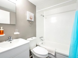 Cozy Dt Hamilton | Rosedale