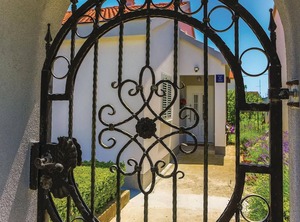 Kastel | Kastel Novi