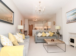 The Manor Hillfield Village | Bugford