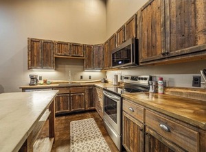 Custom Building | Coram