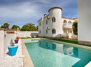 Badia Piscina Playa | Empuriabrava